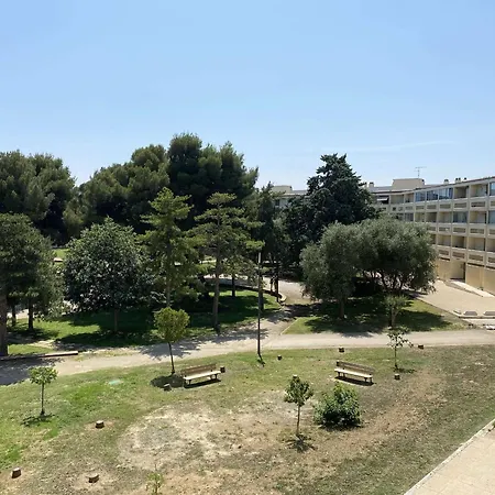 شقة Lumineux Avec Balcon, Wifi, Clim, Proximite Parc - Fr-1-553-227 *